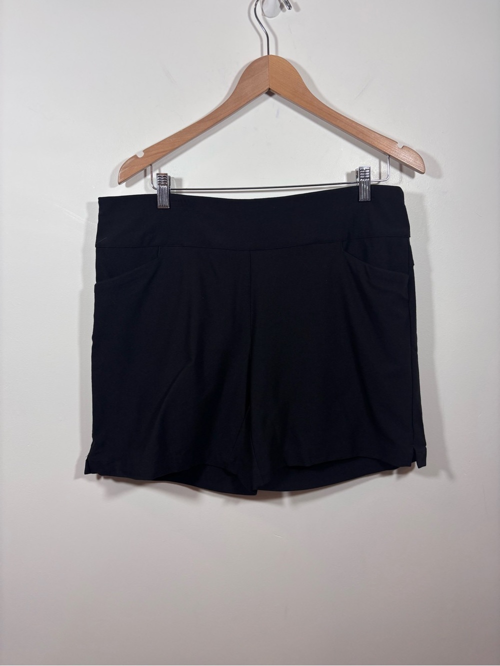 Lady Hagen Women’s Golf Tummy Control Shorts Black NWT 7” XL 4 way stretch